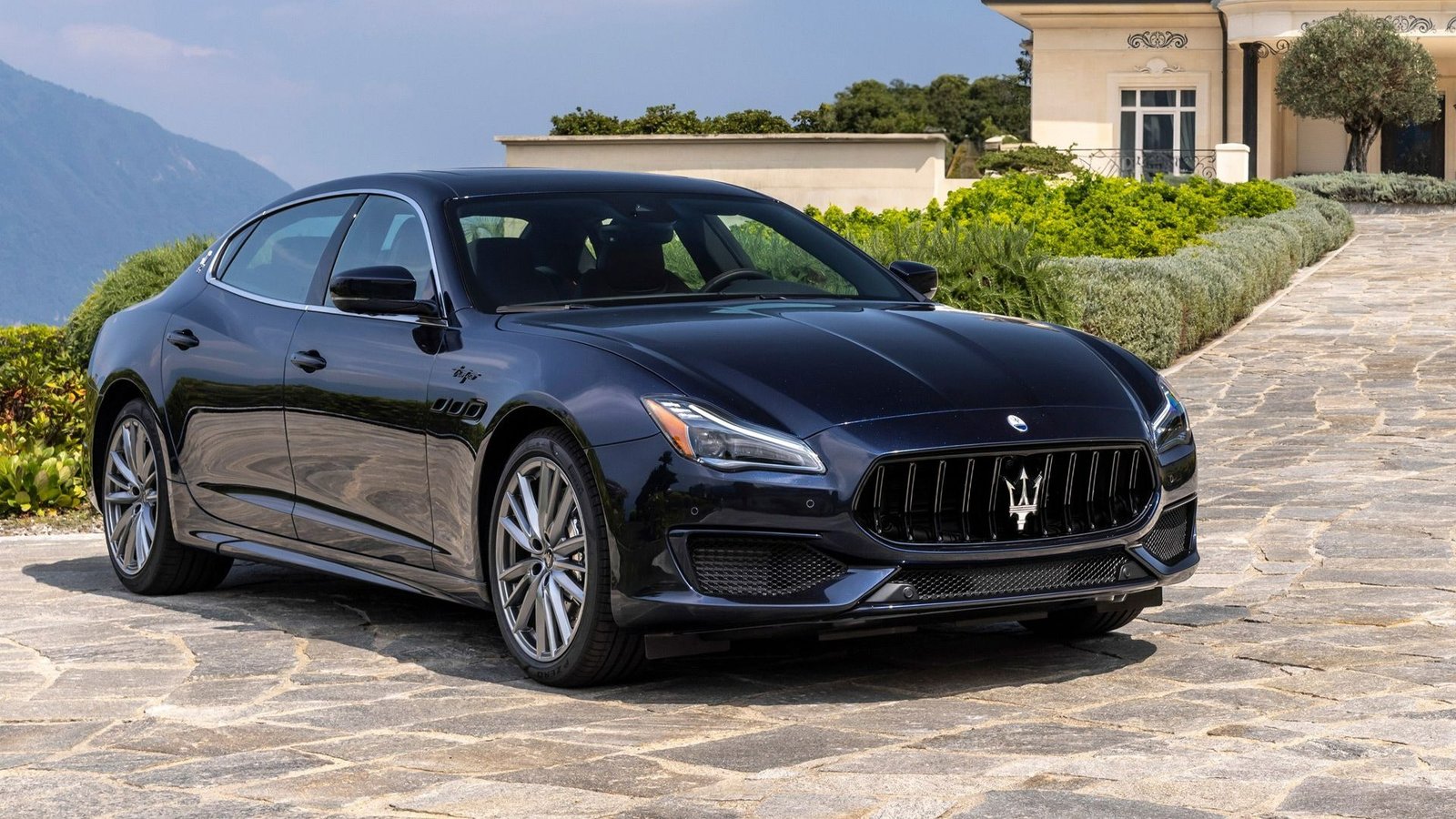 imgi_142_2024-maserati-quattroporte-grand-finale_100938287