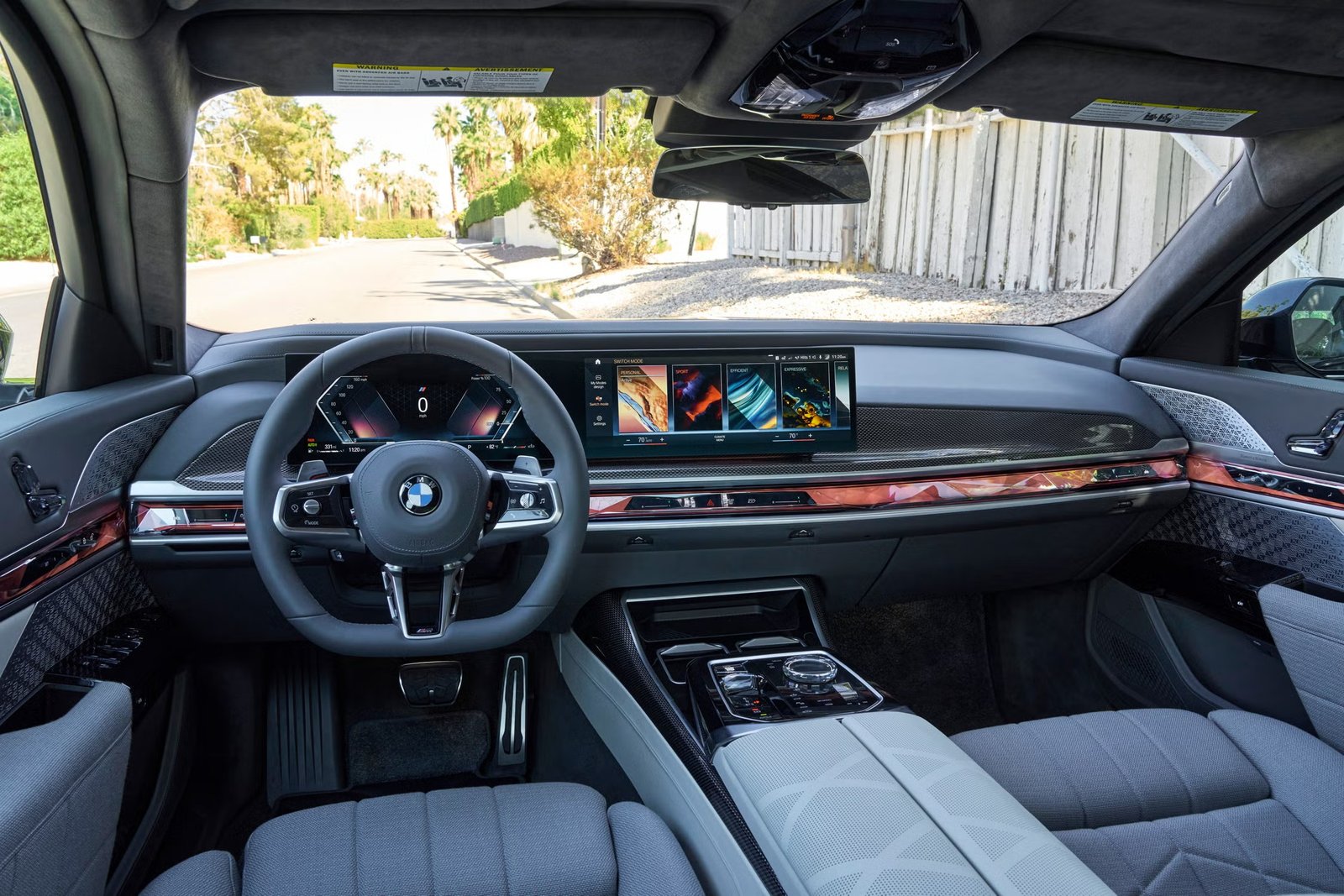 imgi_149_p90486112-2023-bmw-760i-xdr-1667835067