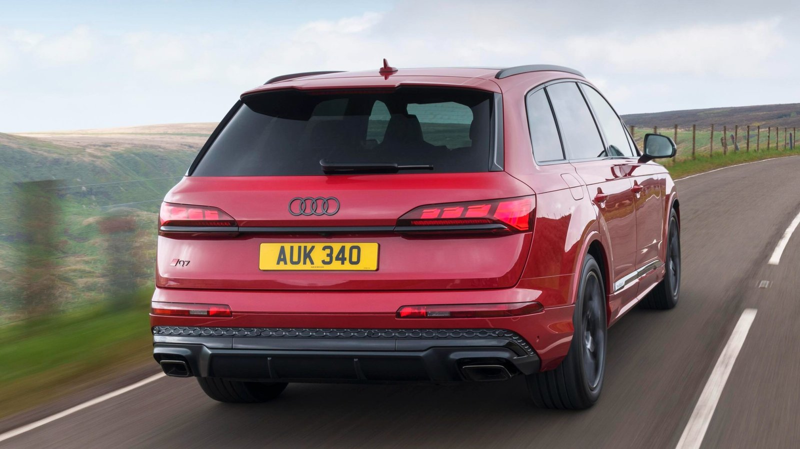 imgi_195_35960-AUDIQ72024DEANSMITH14